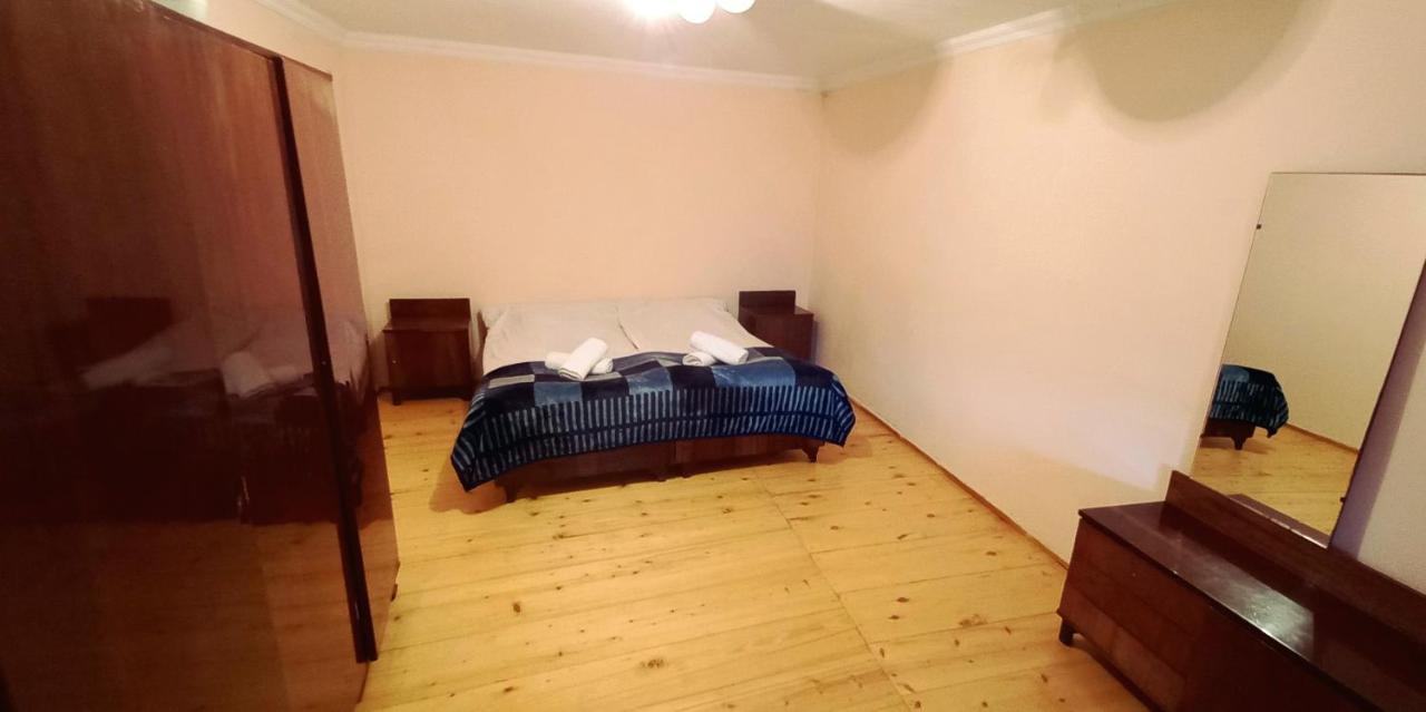 Bees Guesthouse Μέστια Εξωτερικό φωτογραφία